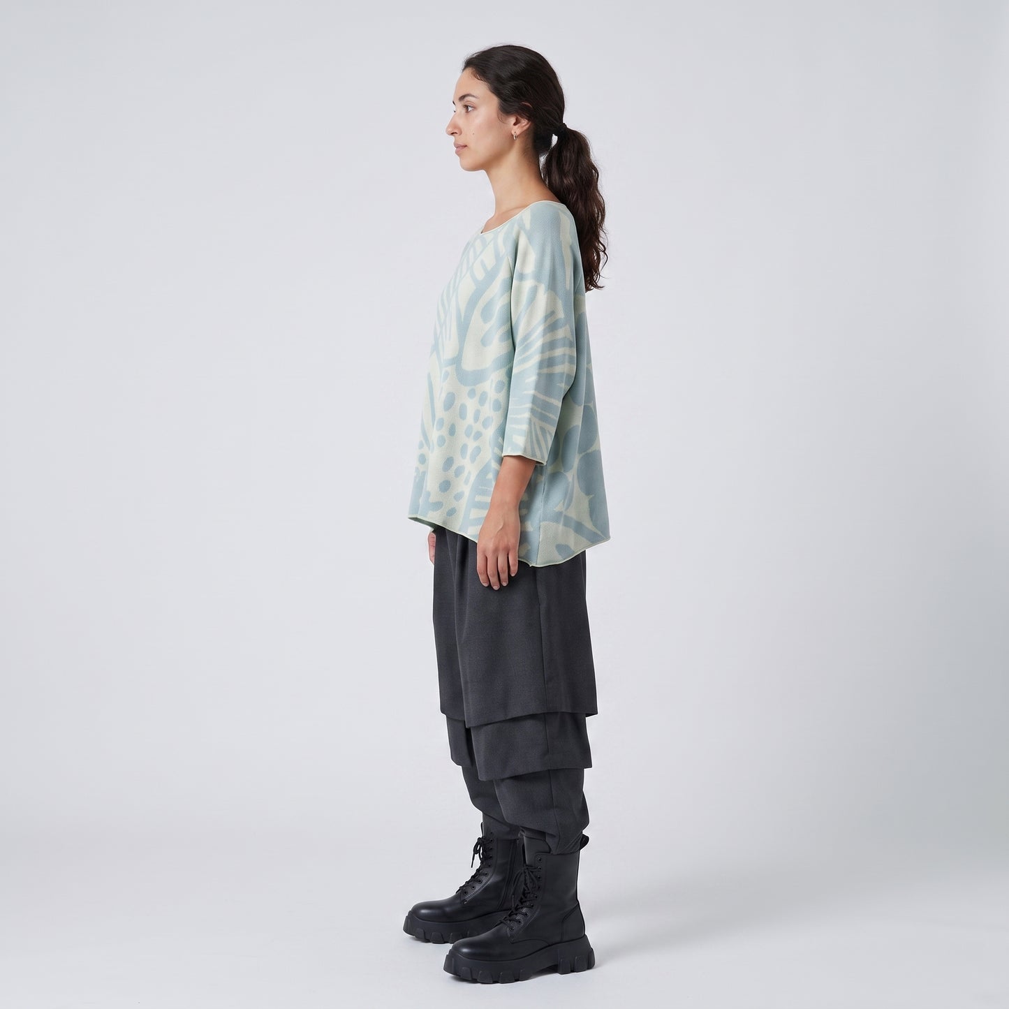 Abstract Print Raglan Knit Top