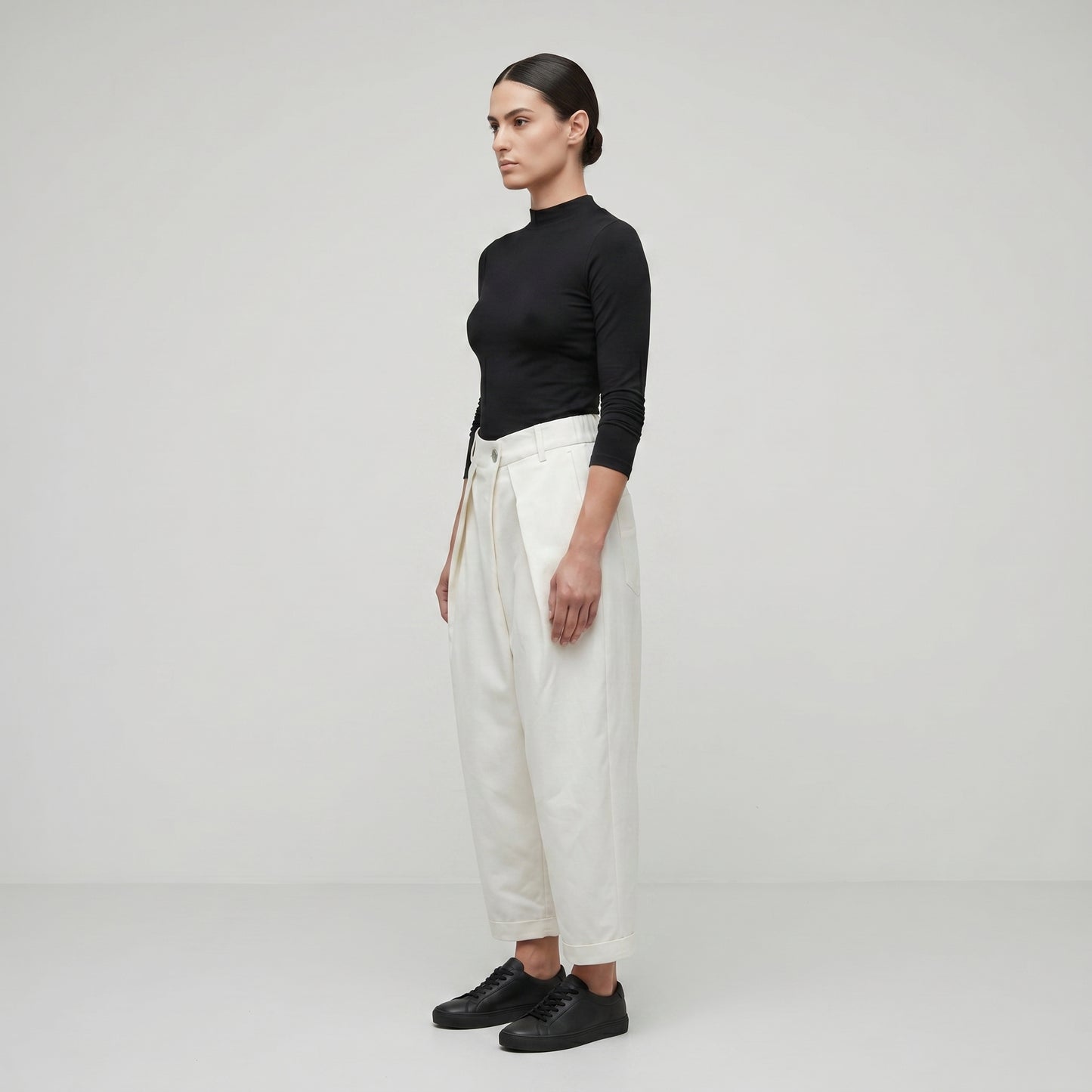 Tailored Off-White Pleated Trousers
