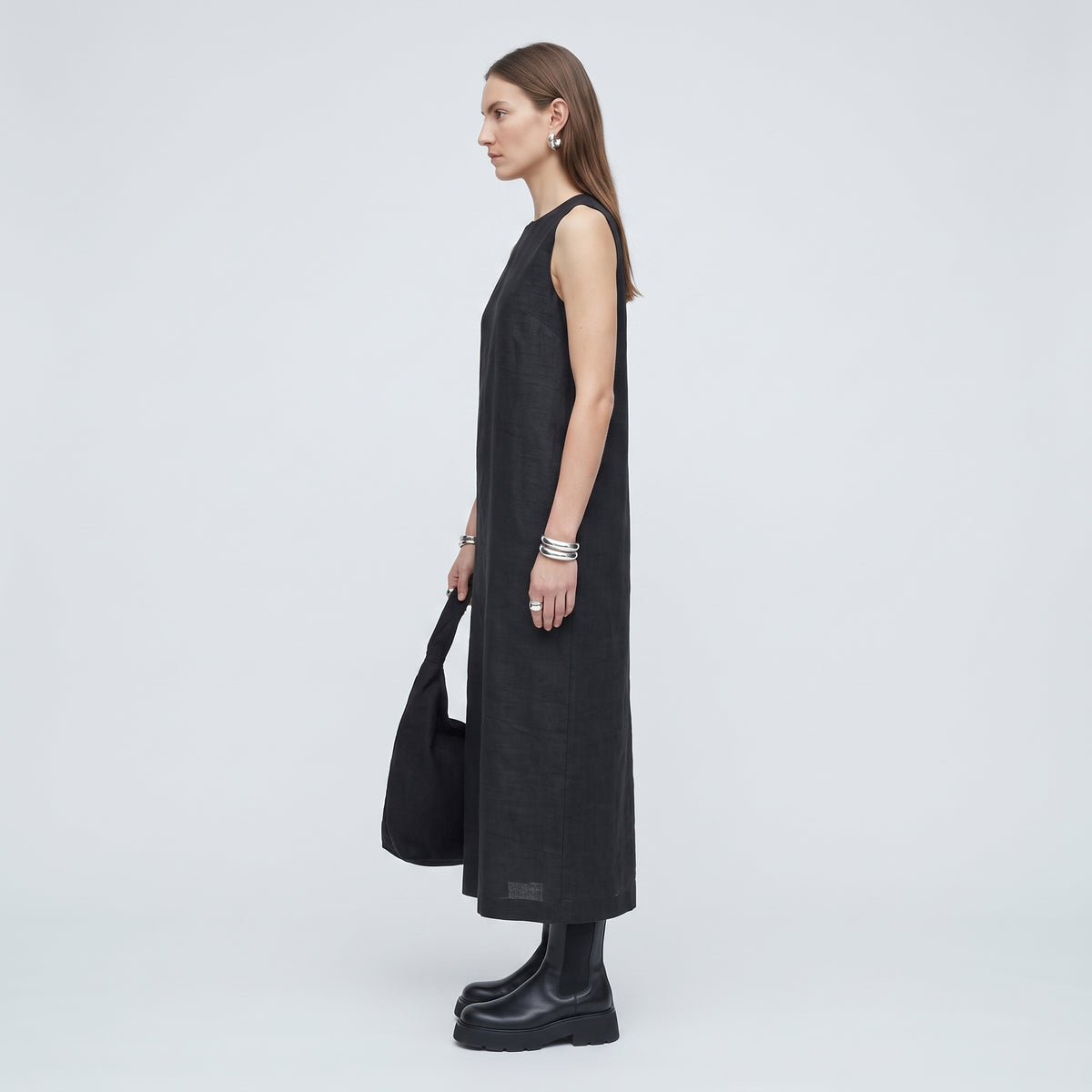 Minimalist Sleeveless Black Sheath