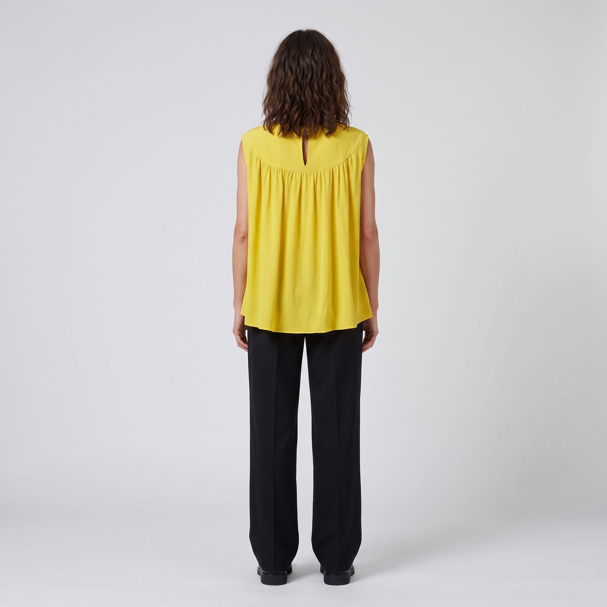 Pleated Neck Sleeveless Blouse
