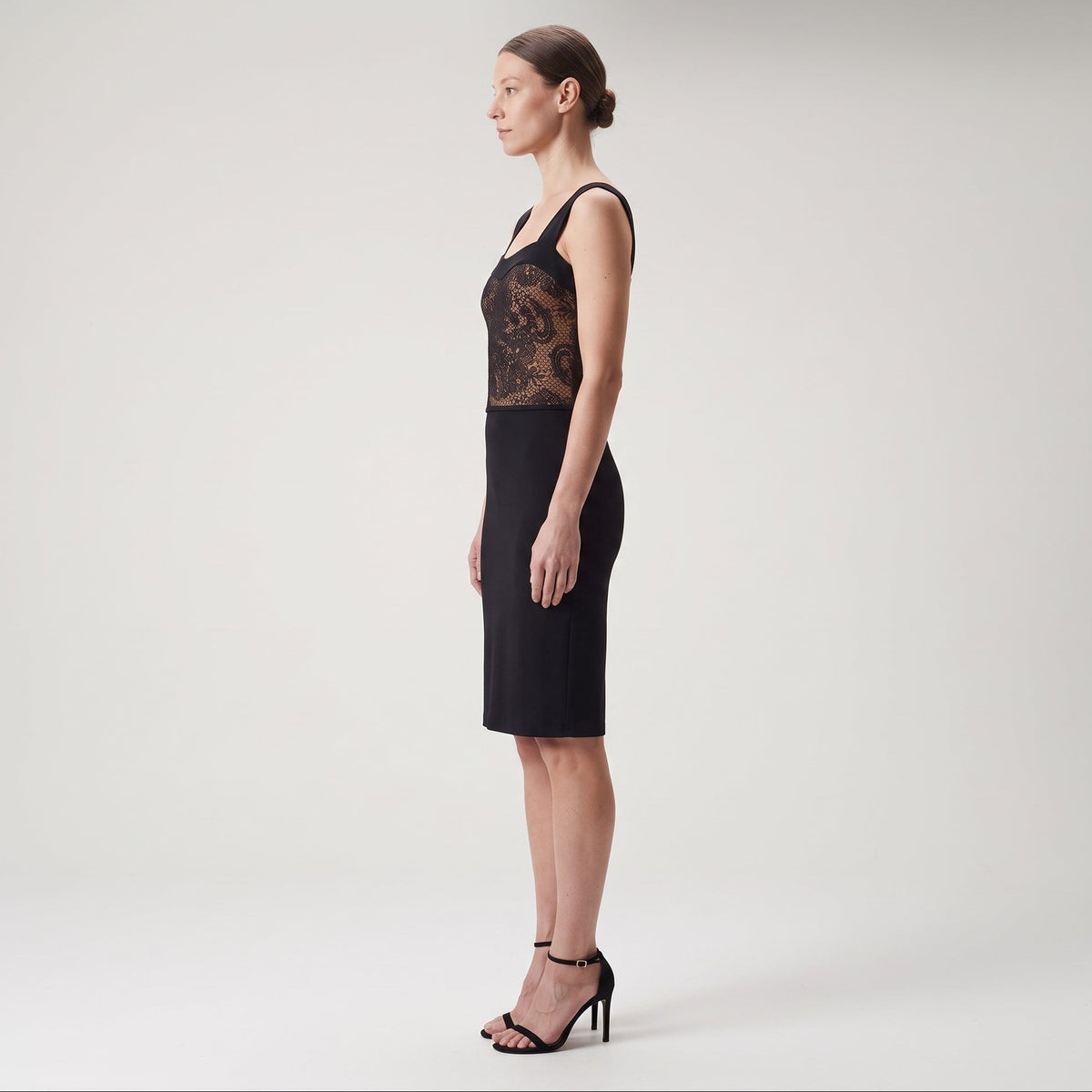 Elegant Lace Contrast Sheath Dress