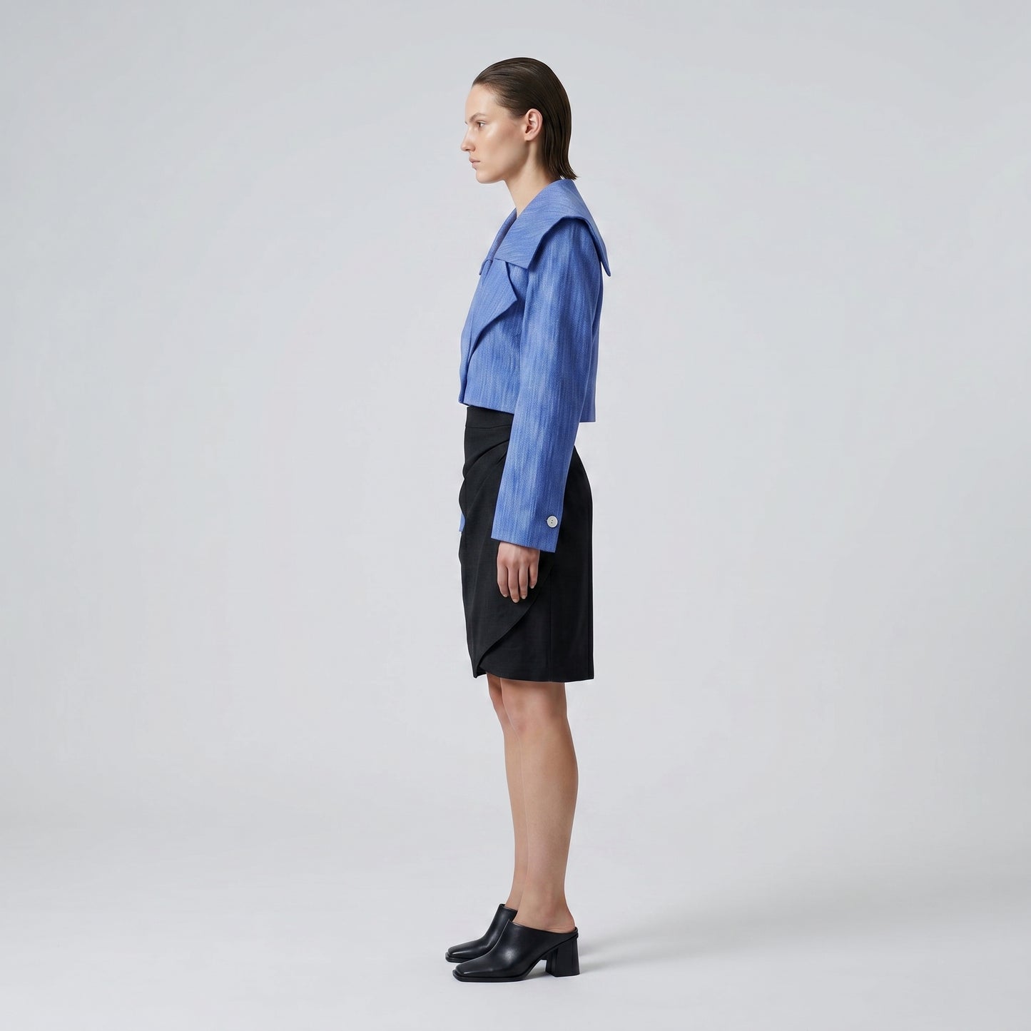 Structured Cropped Lapel Jacket
