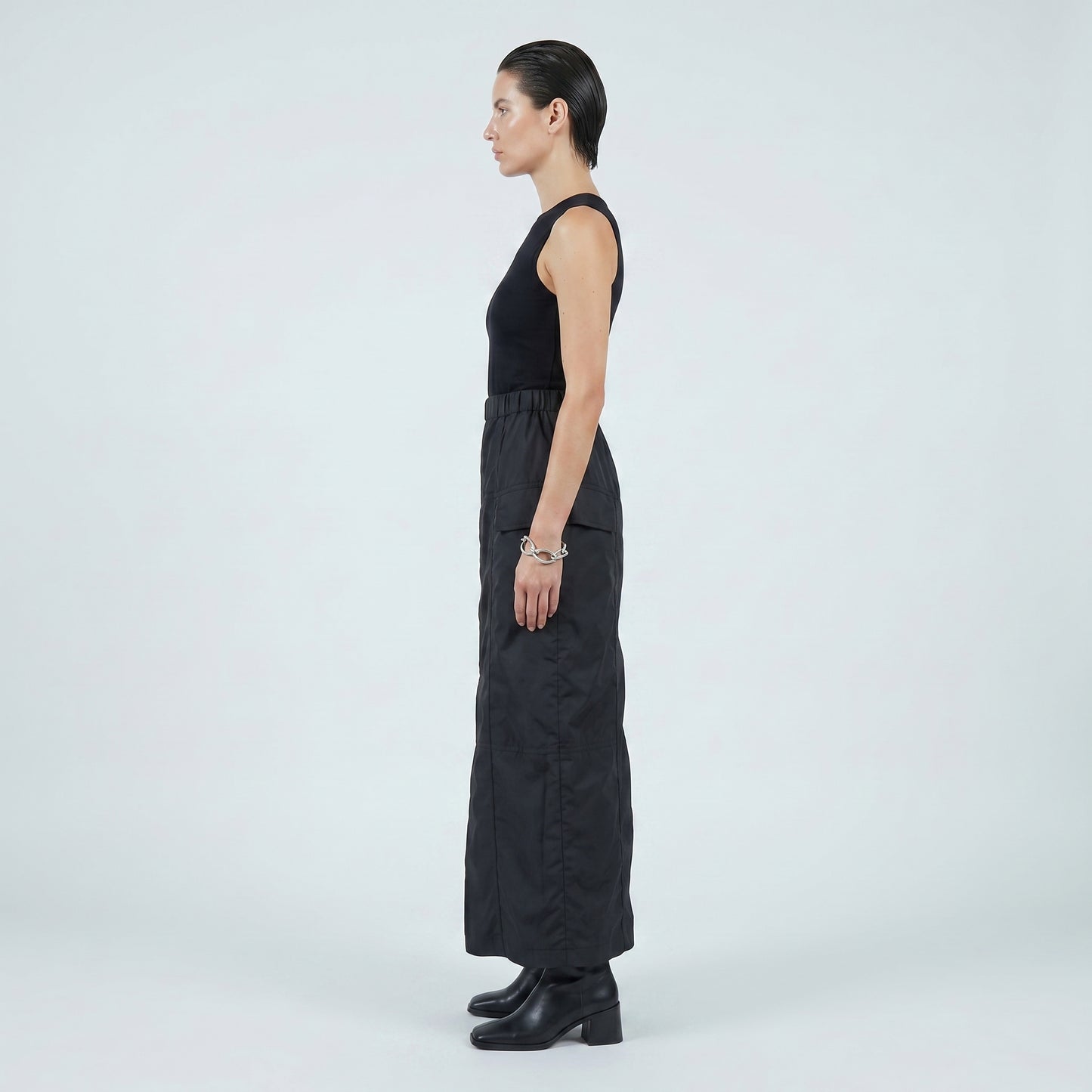 Black Cargo FLOOR LENGH Skirt