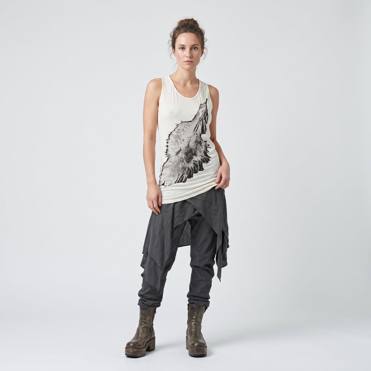 Graphic Print Sleeveless Tank Top