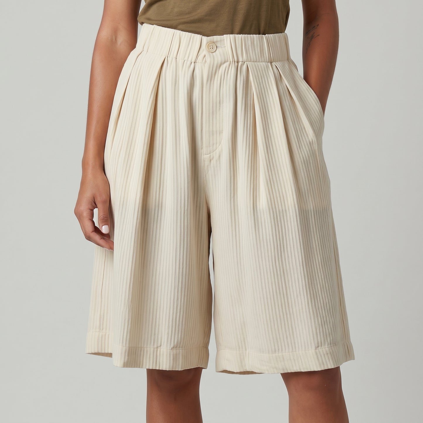 Pleated Wide Leg Shorts