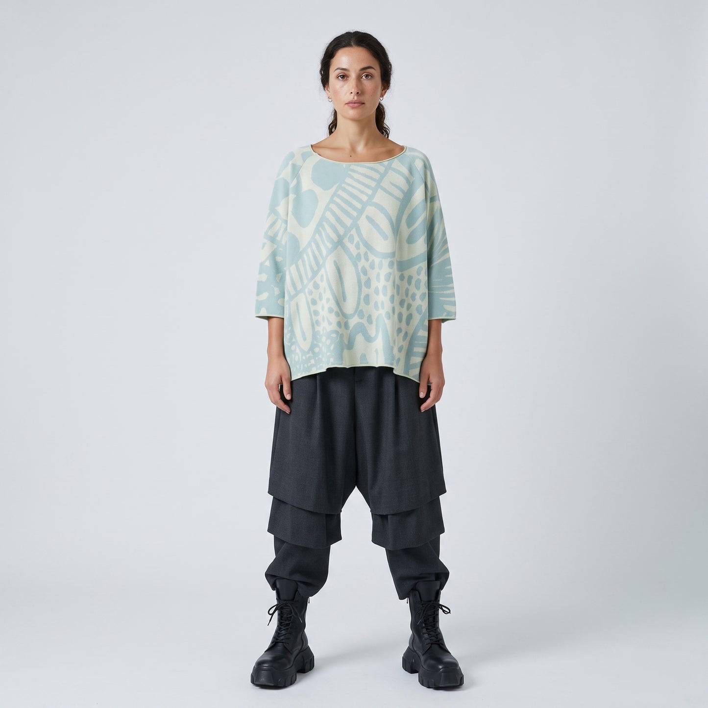 Abstract Print Raglan Knit Top