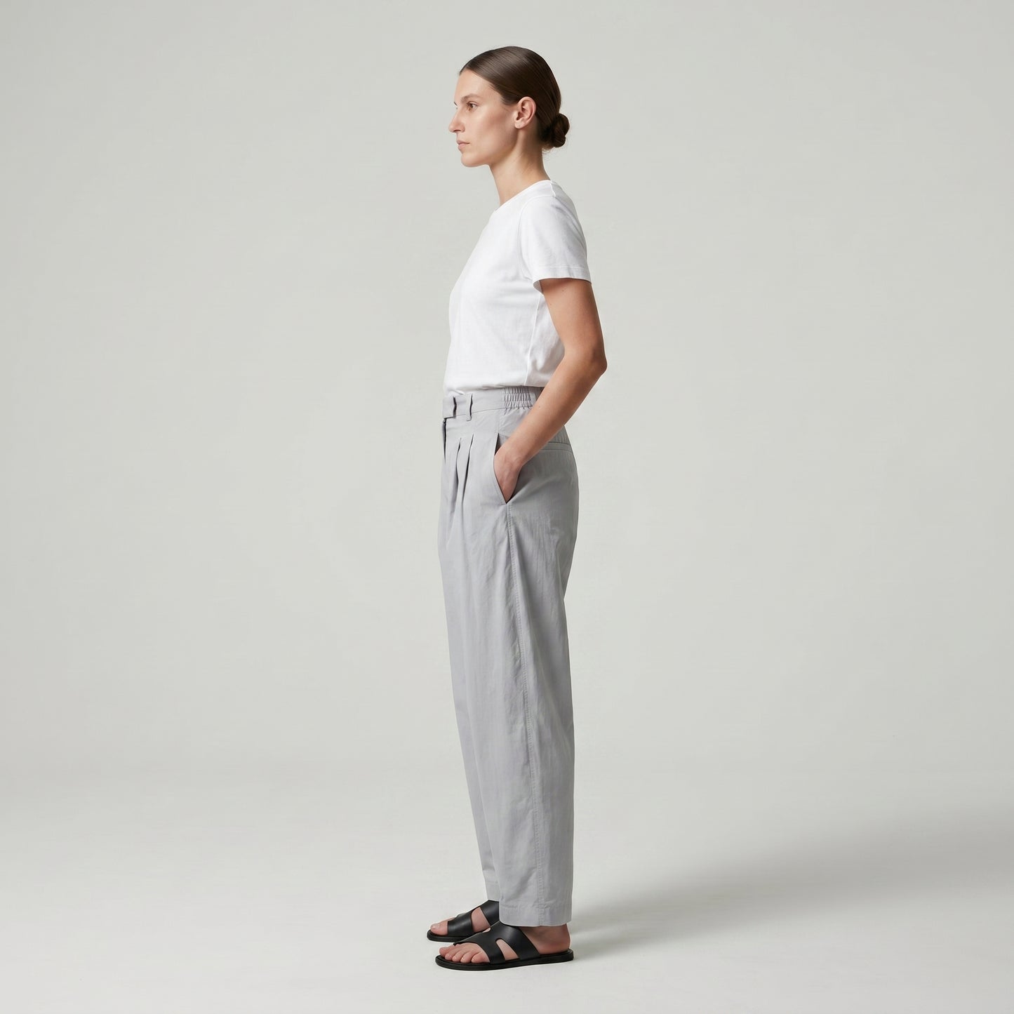 Tailored Pleated Cropped Trousers