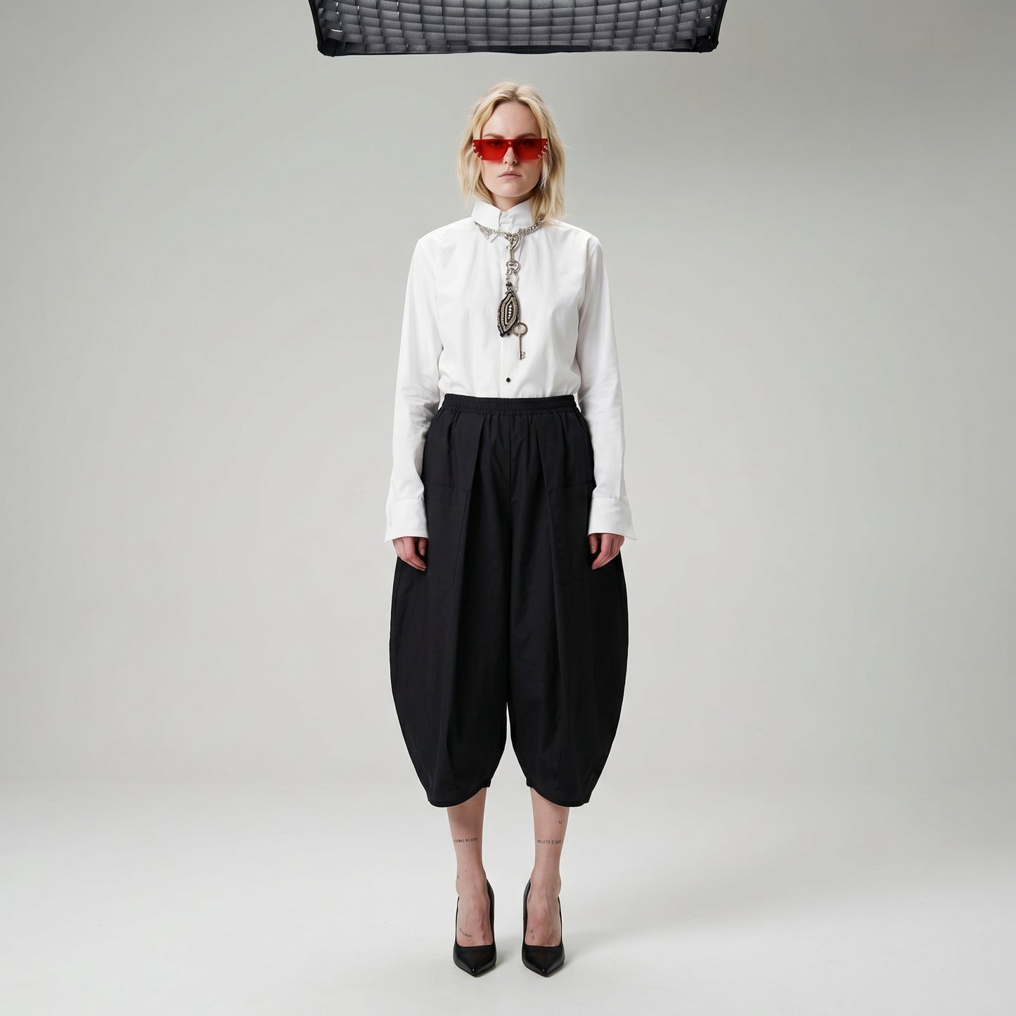 Black Balloon Pleated Trousers