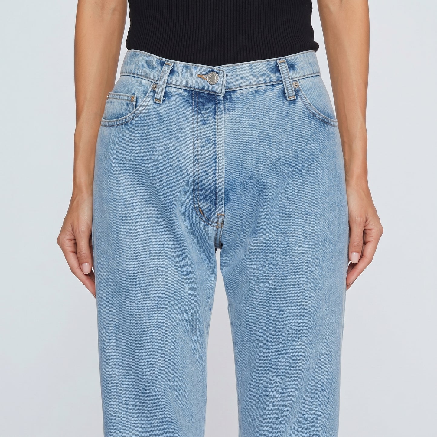 Light Wash Frayed Hem Jeans