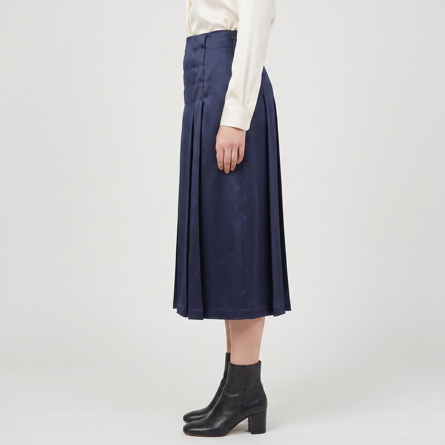 Two-Tone Pleated Midi Skirt
