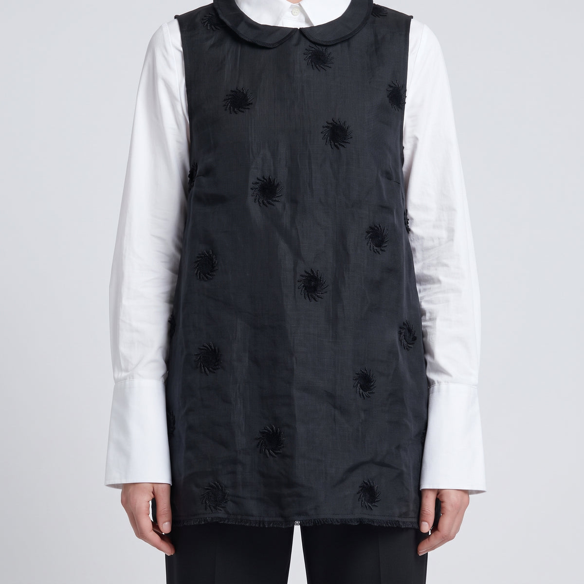 Embroidered Peter Pan Collar Top