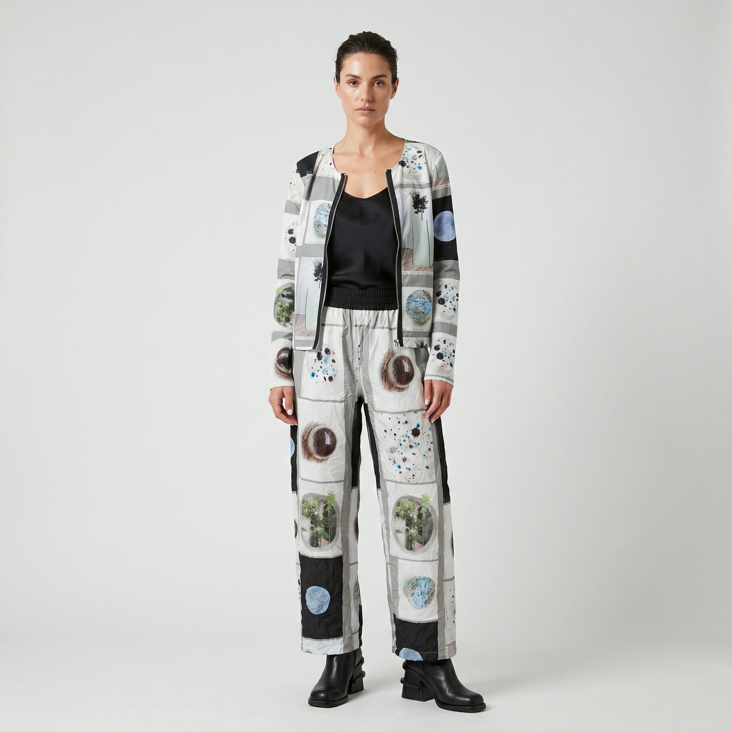 Graphic Print Wide Leg Trousers