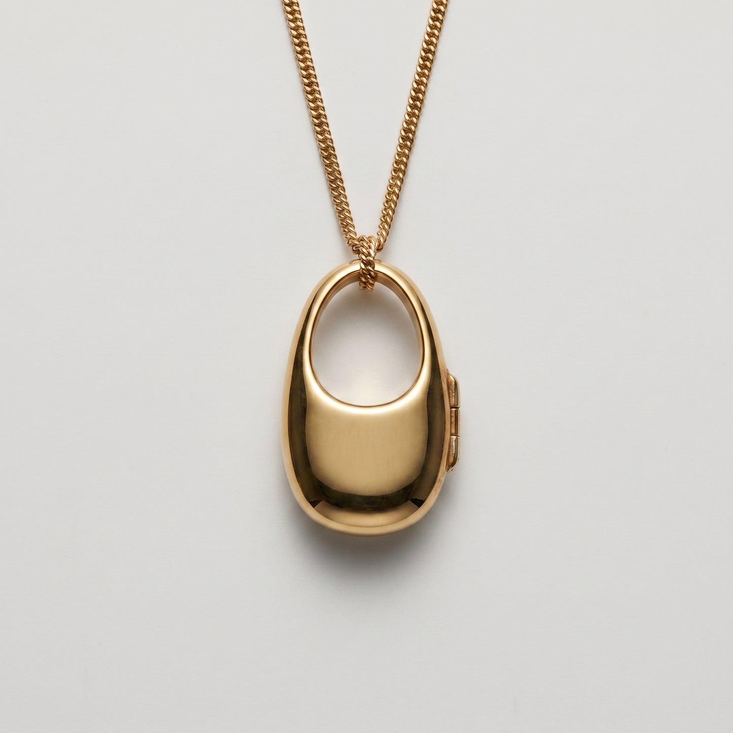 Minimalist Gold Tone Pendant Necklace