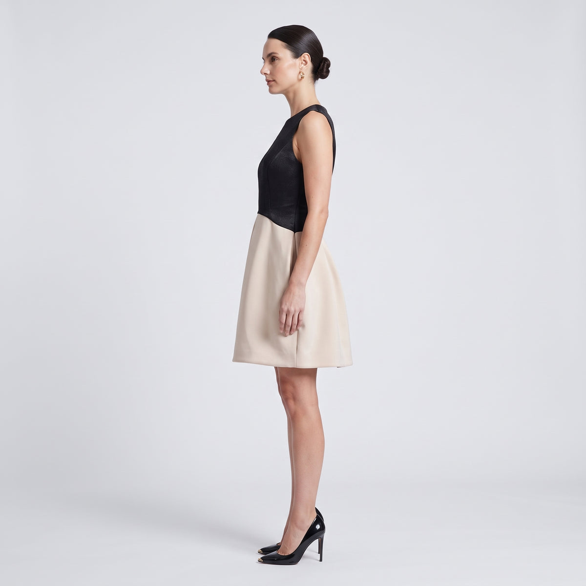 Colorblock Sleeveless Mini Dress