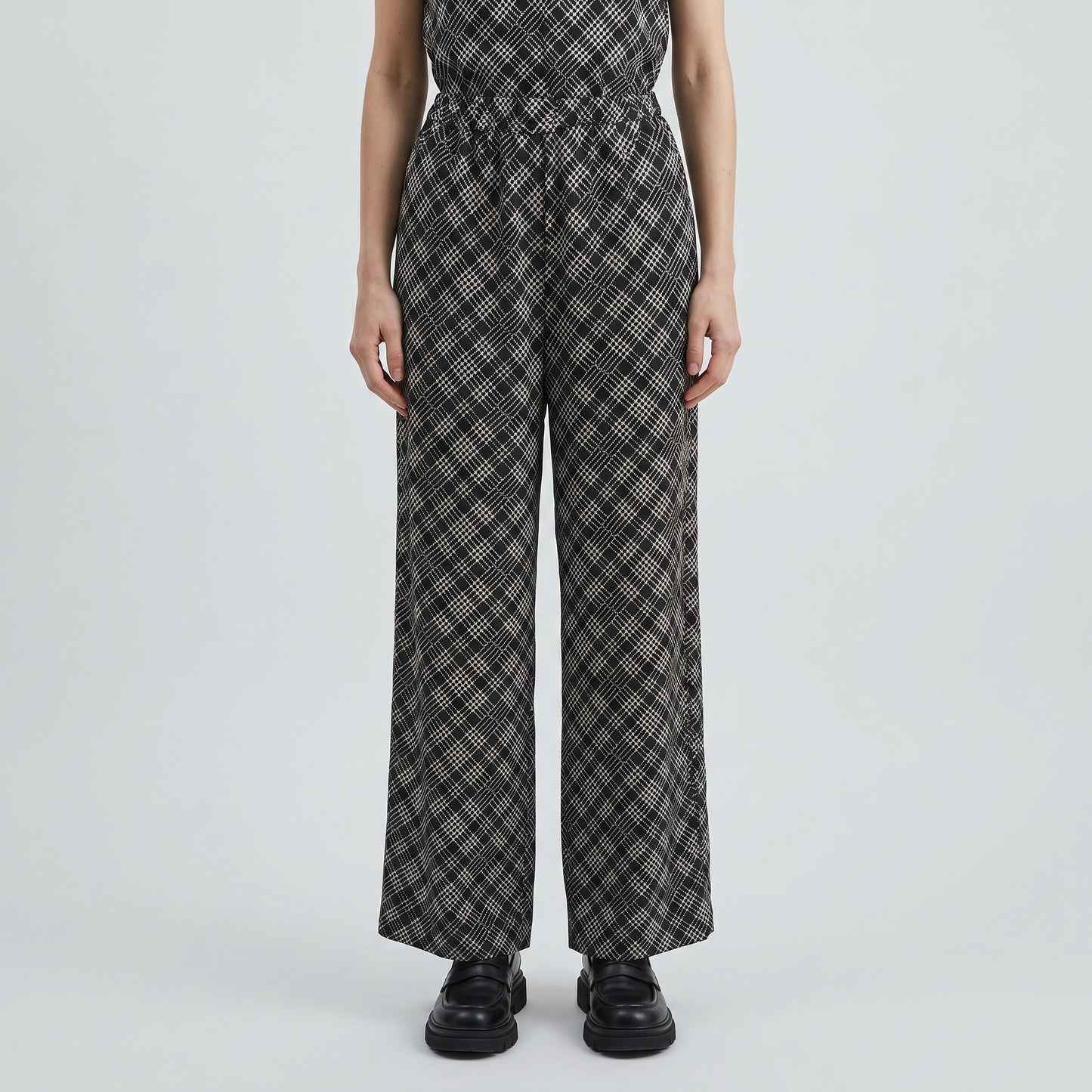 Check Pattern Relaxed Trousers