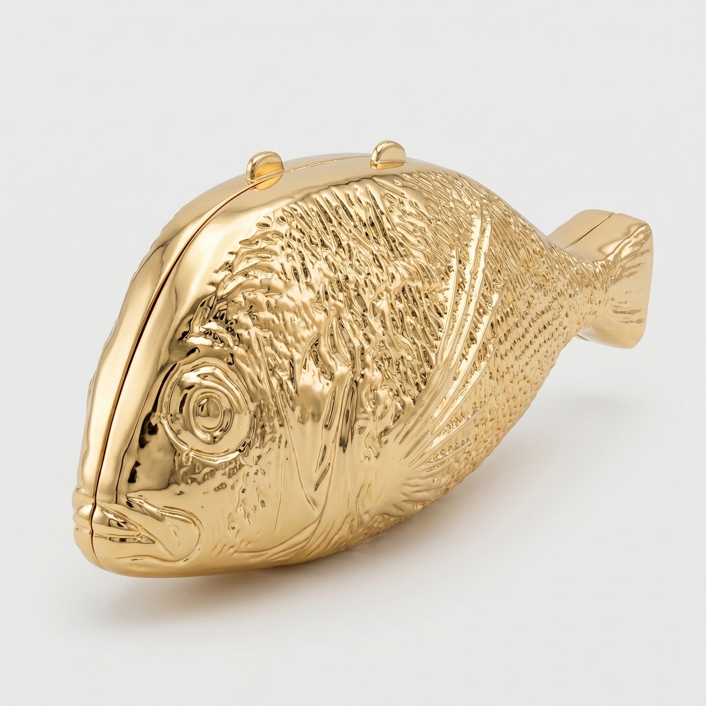 Fish Shaped Metallic Clutch