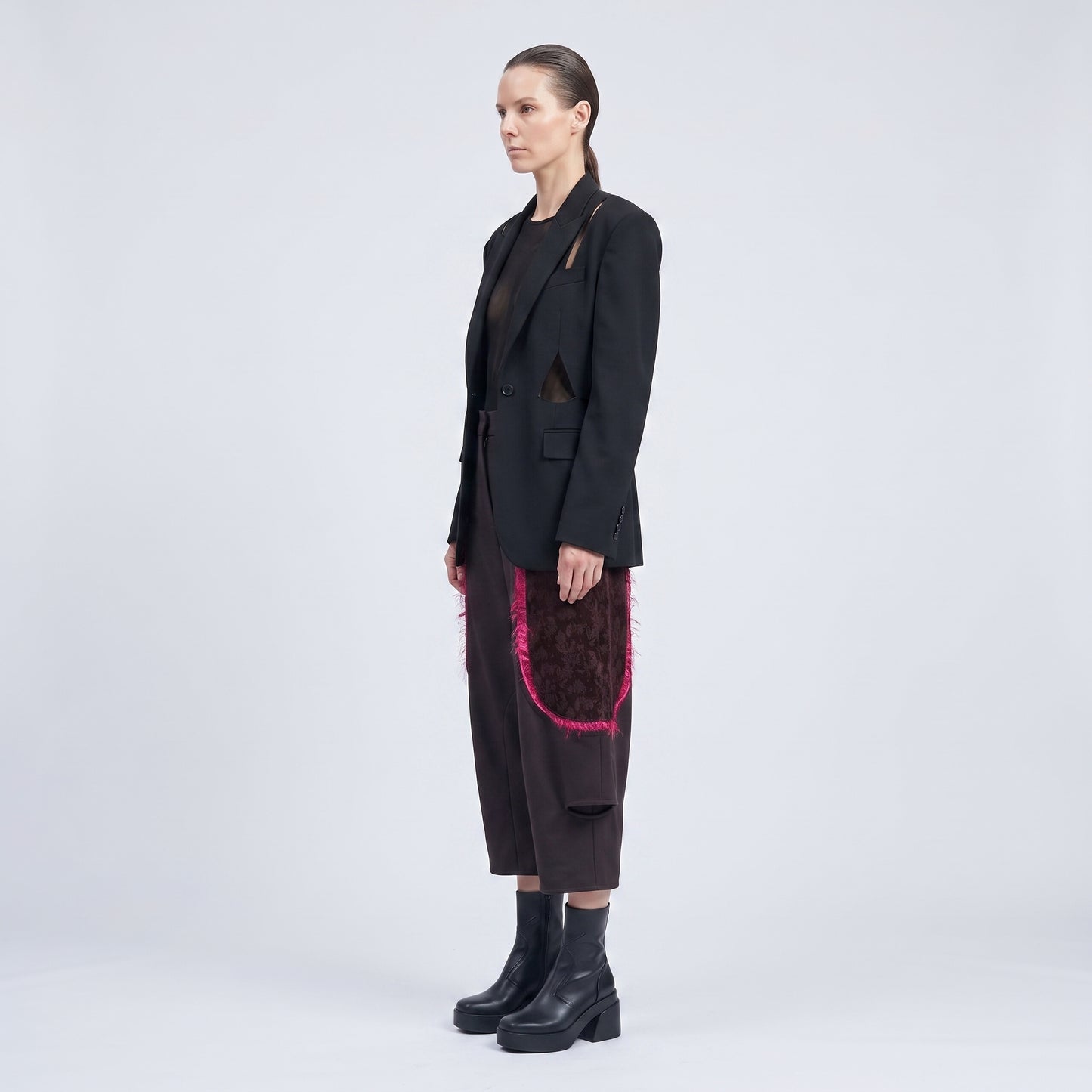 Paneled Tailored Cropped Trousers