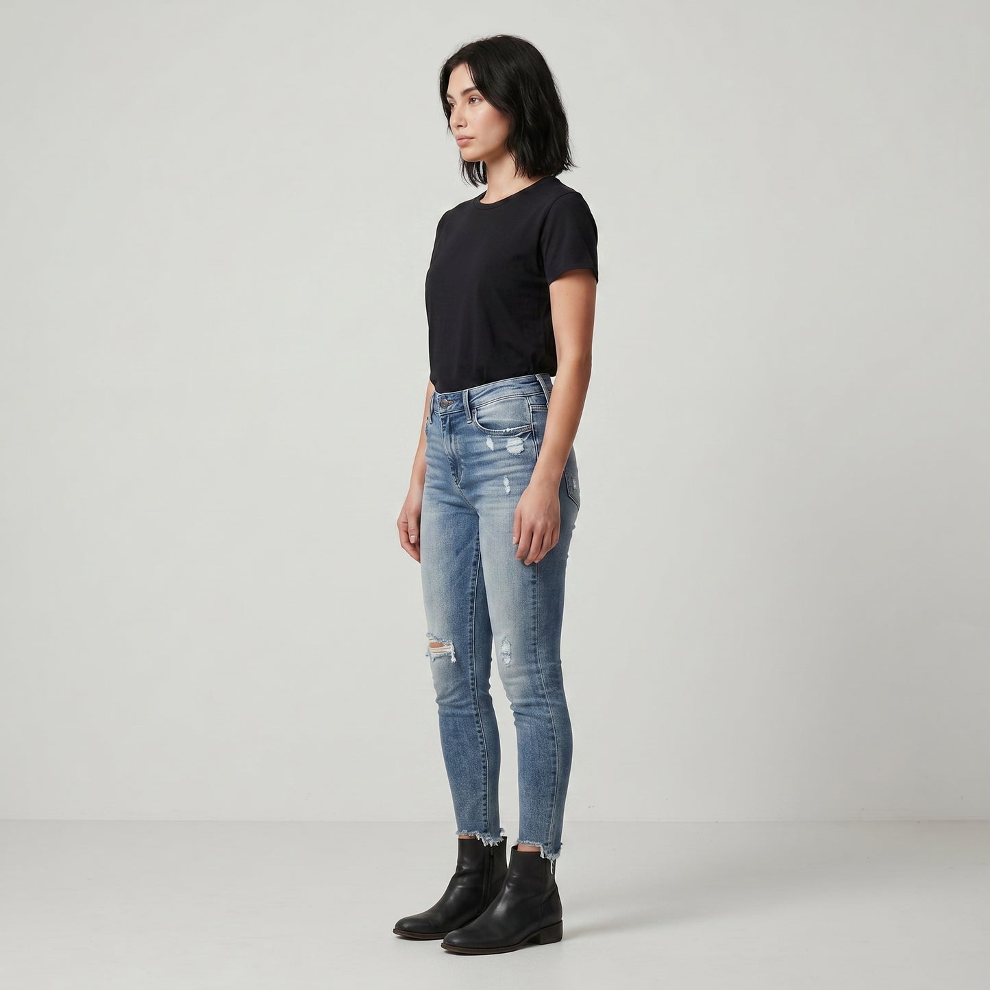 Distressed Light Wash Skinny Jeans