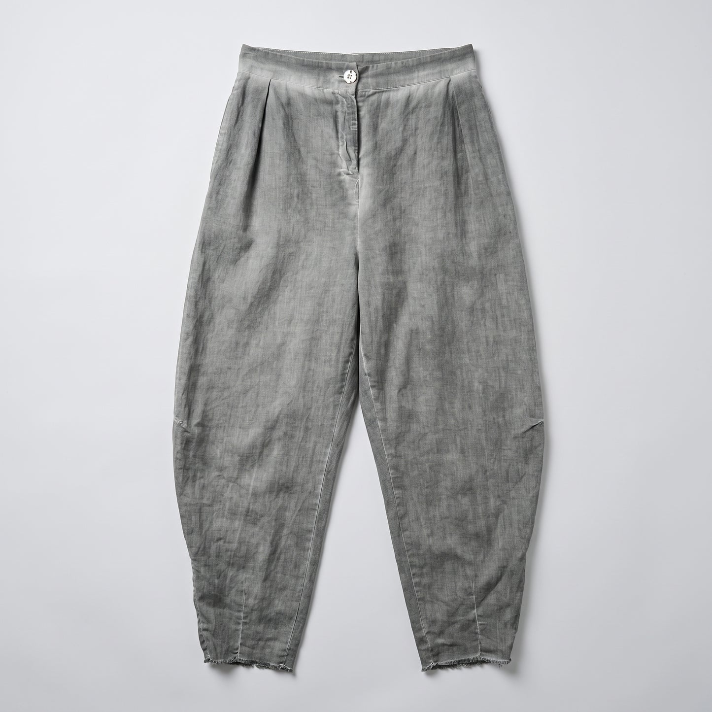 Relaxed Pleated Linen Trousers