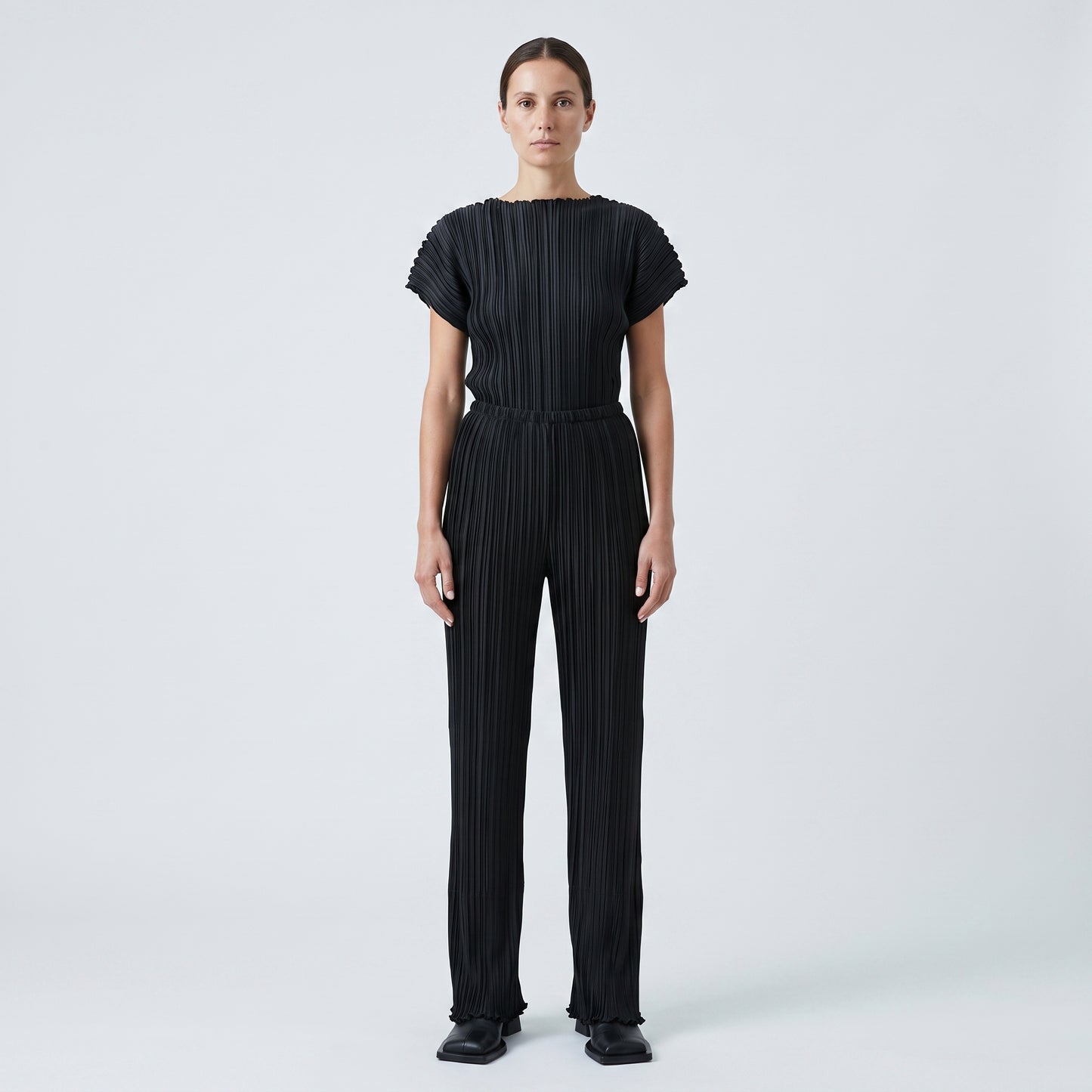 Elegant Black Pleated Trousers