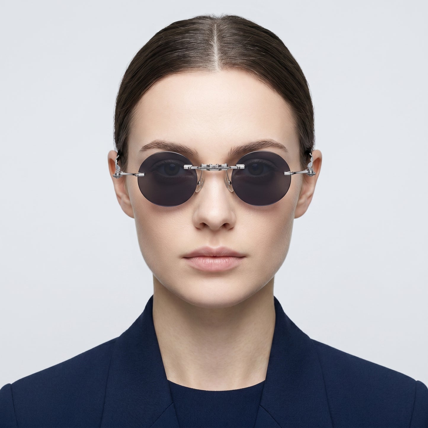 Avant-Garde Round Metal Sunglasses