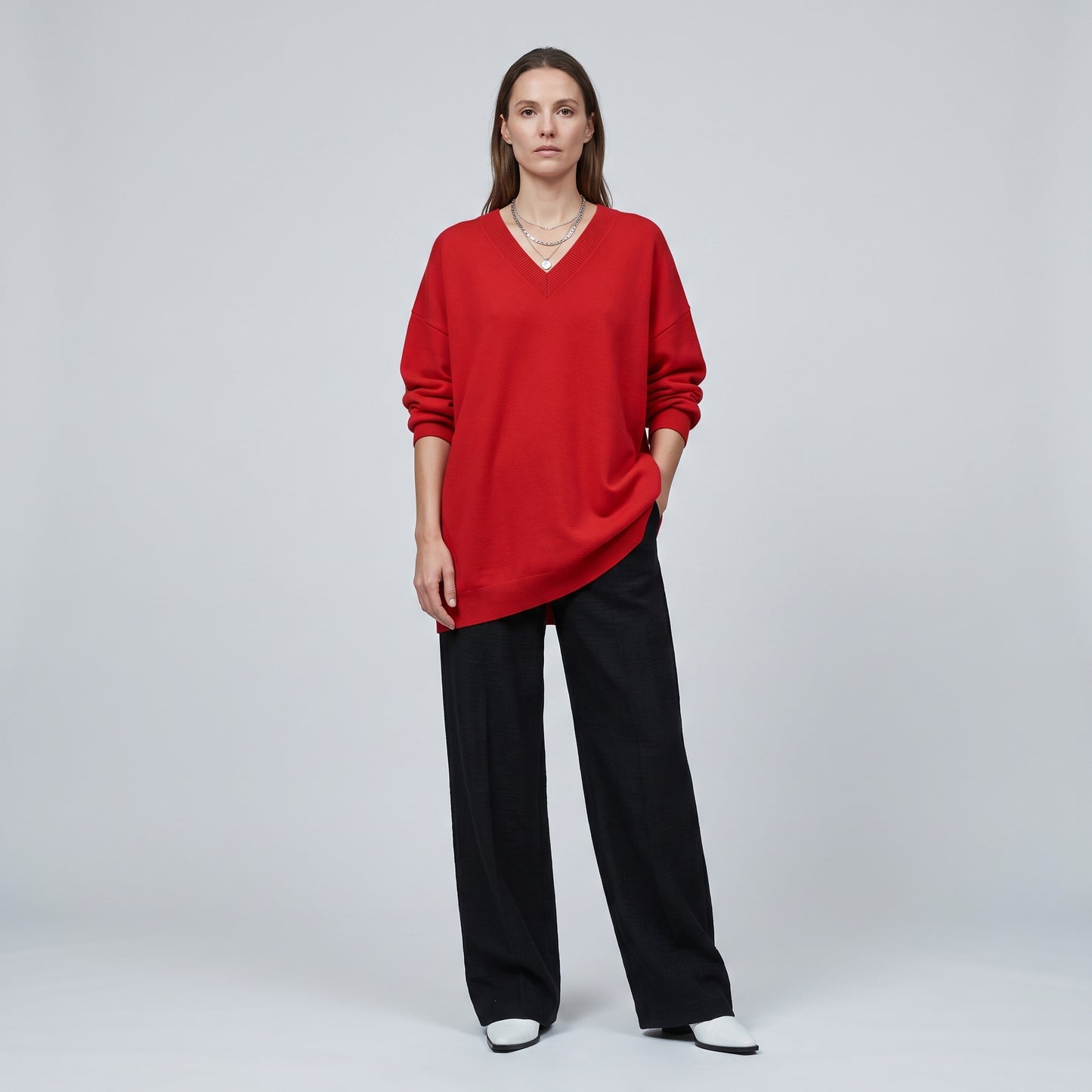V-Neck Essential Red Sweater