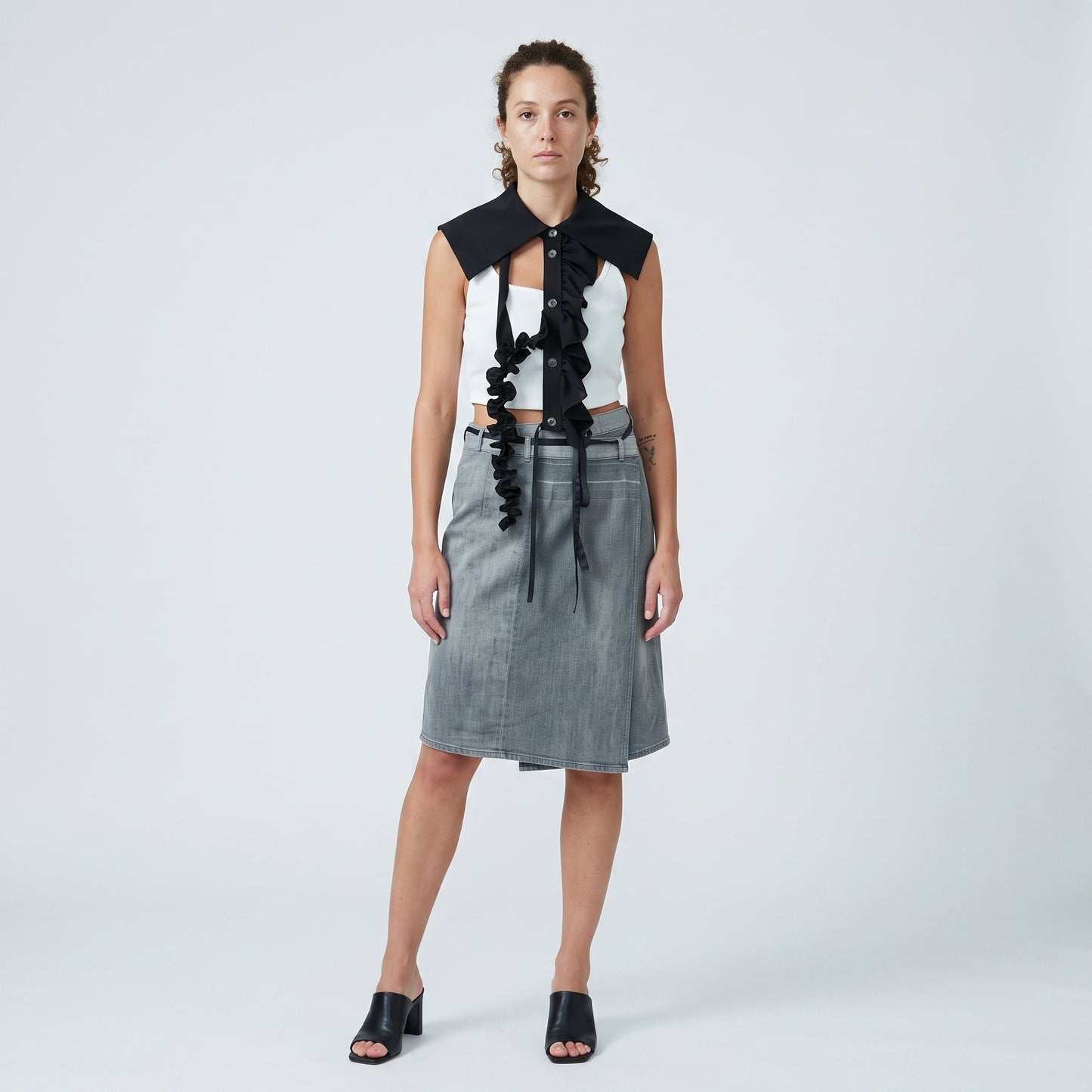 Architectural Ruffled Collar Piece