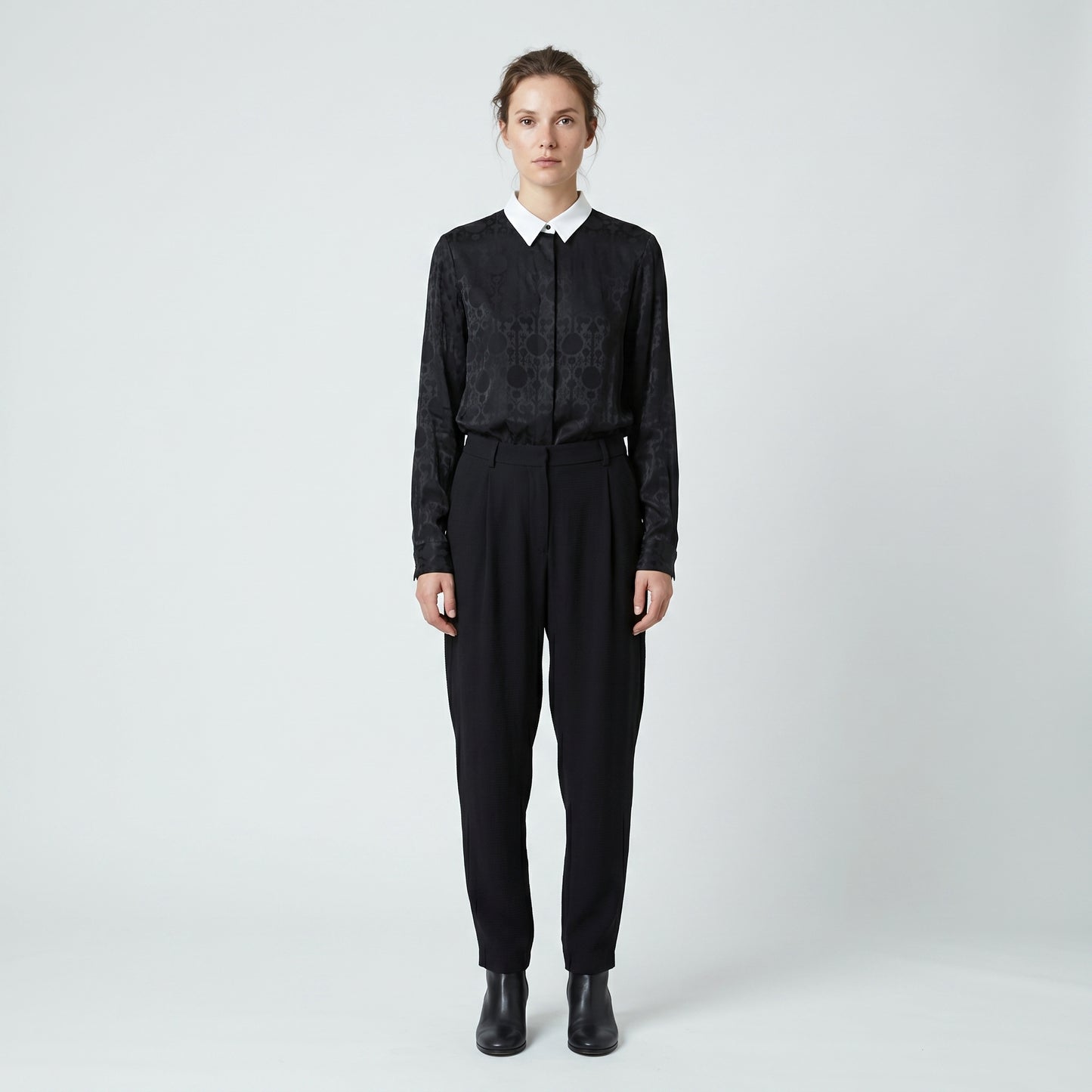 Contrast Collar Jacquard Blouse