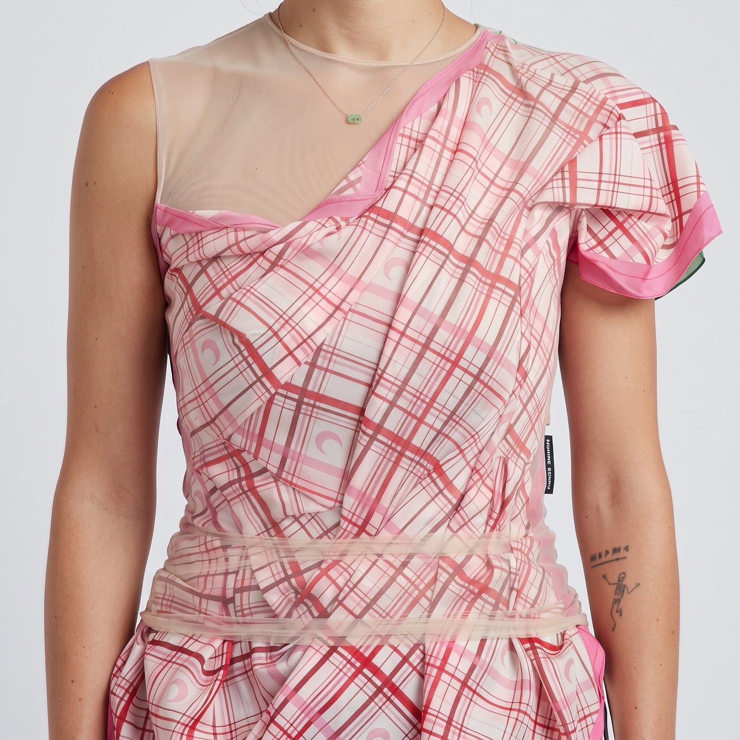 Asymmetric Plaid Mesh Top