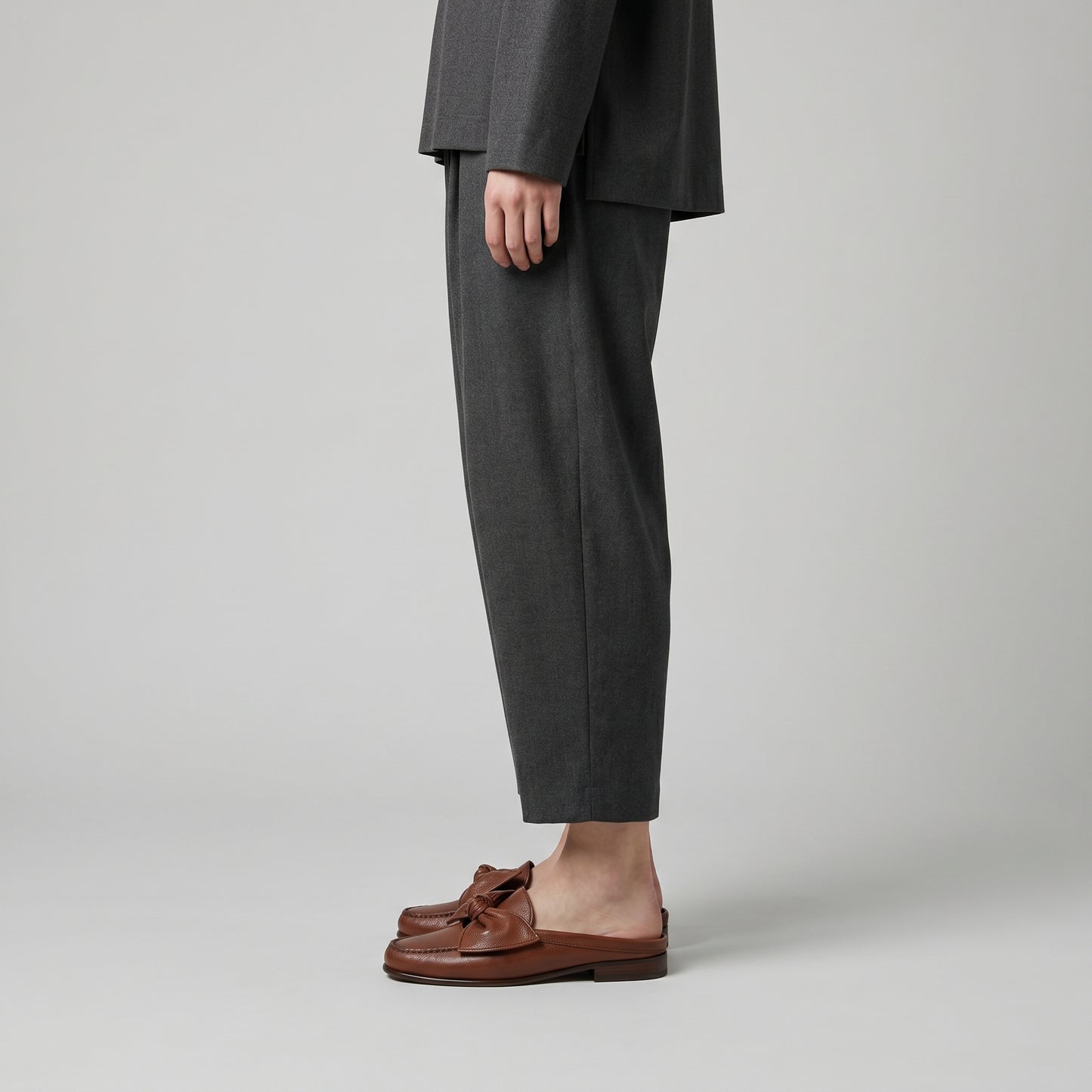 Leather Bow Embellished Mule
