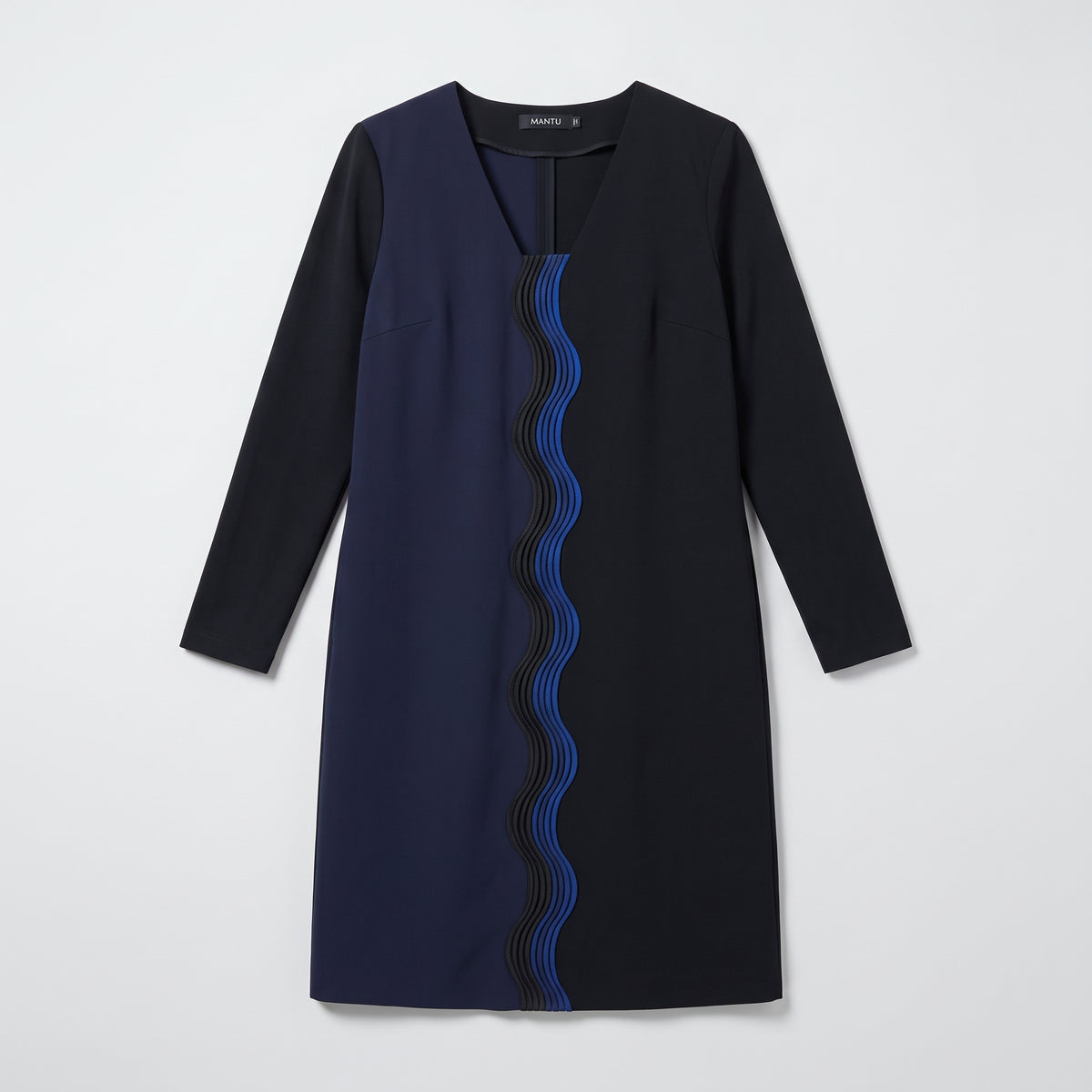 Colorblock Wave Detail Shift Dress