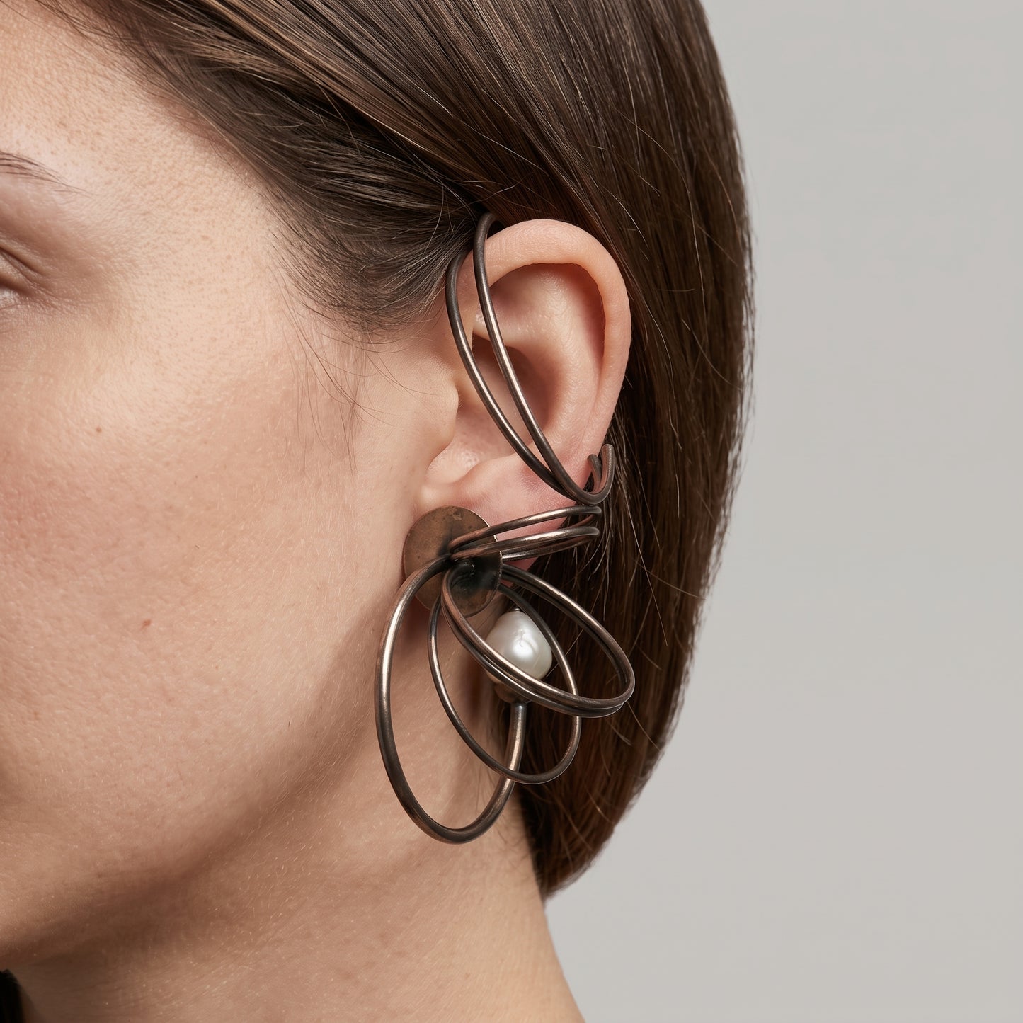 Sculptural Wire Pearl Ear Cuff