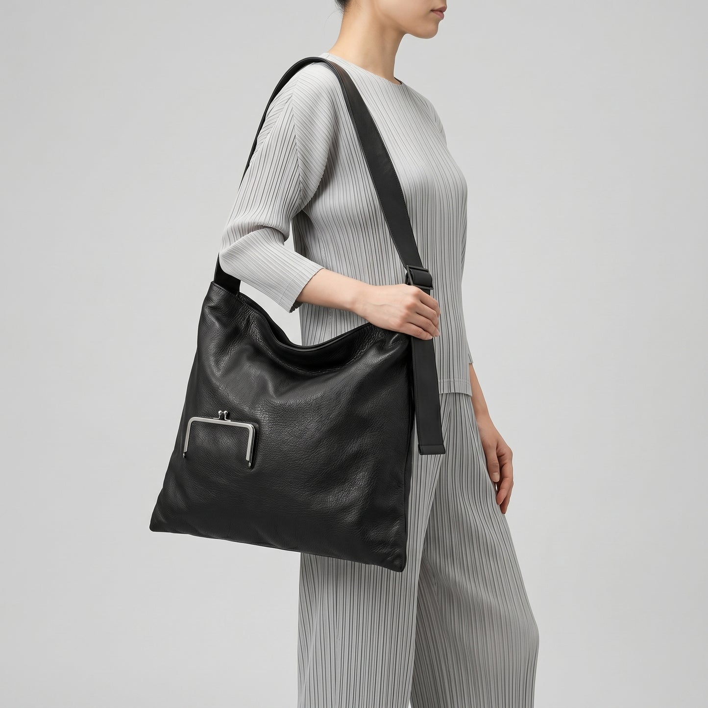 Minimalist Leather Shoulder Bag