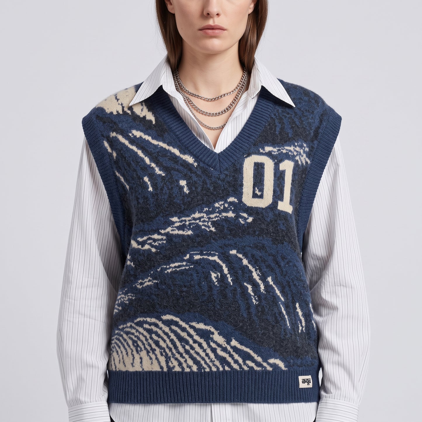 Graphic Knit V-Neck Vest