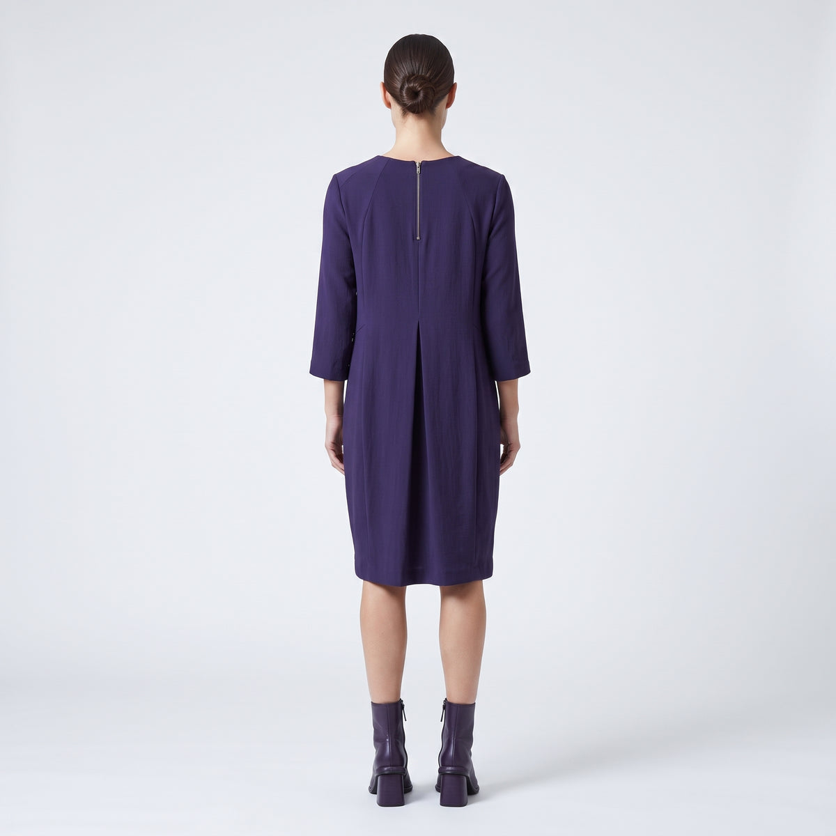 Elegant Deep Purple Shift Dress