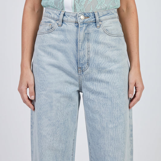 Light Wash Wide Leg Jeans