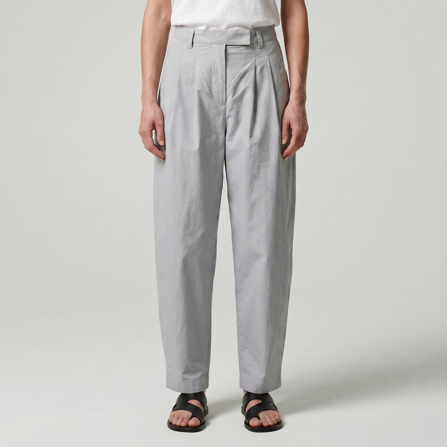 Tailored Pleated Cropped Trousers