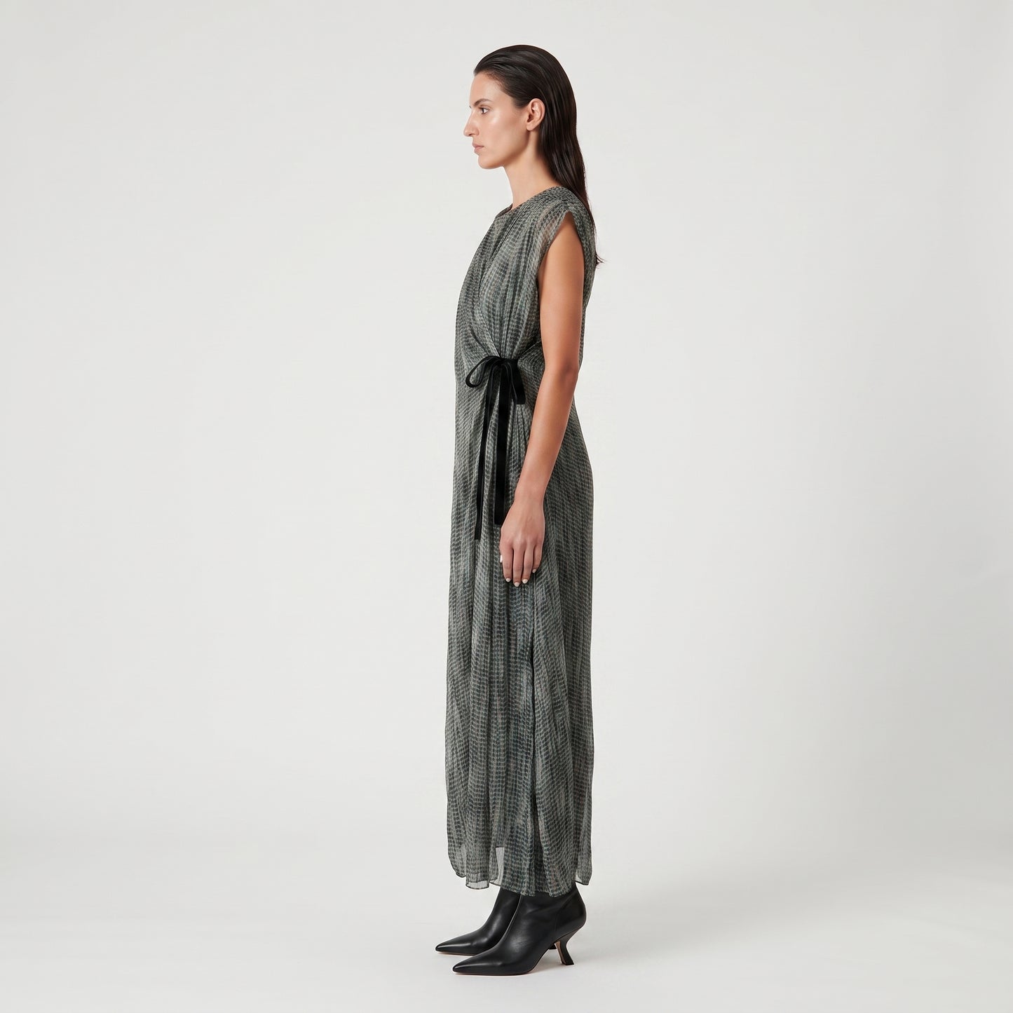 Printed Sleeveless Wrap Dress