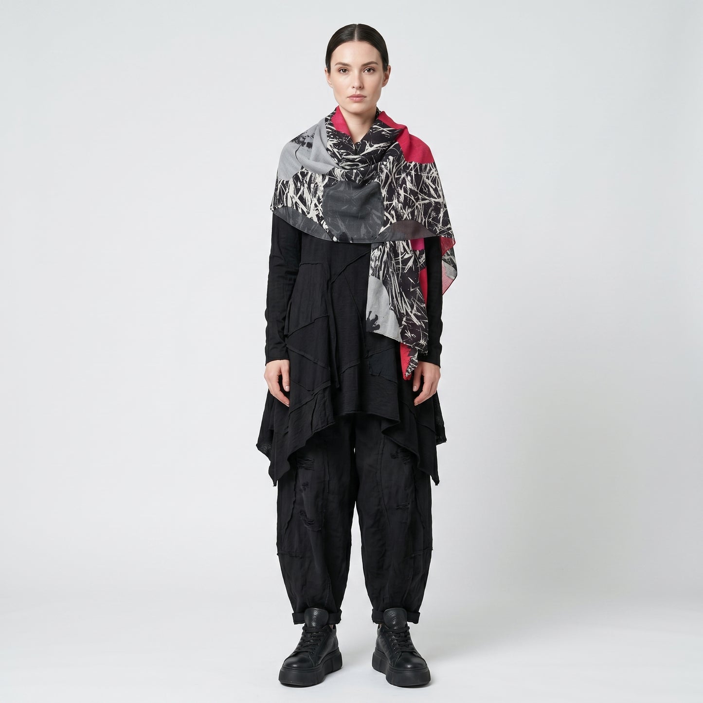 Graphic Floral Print Square Scarf