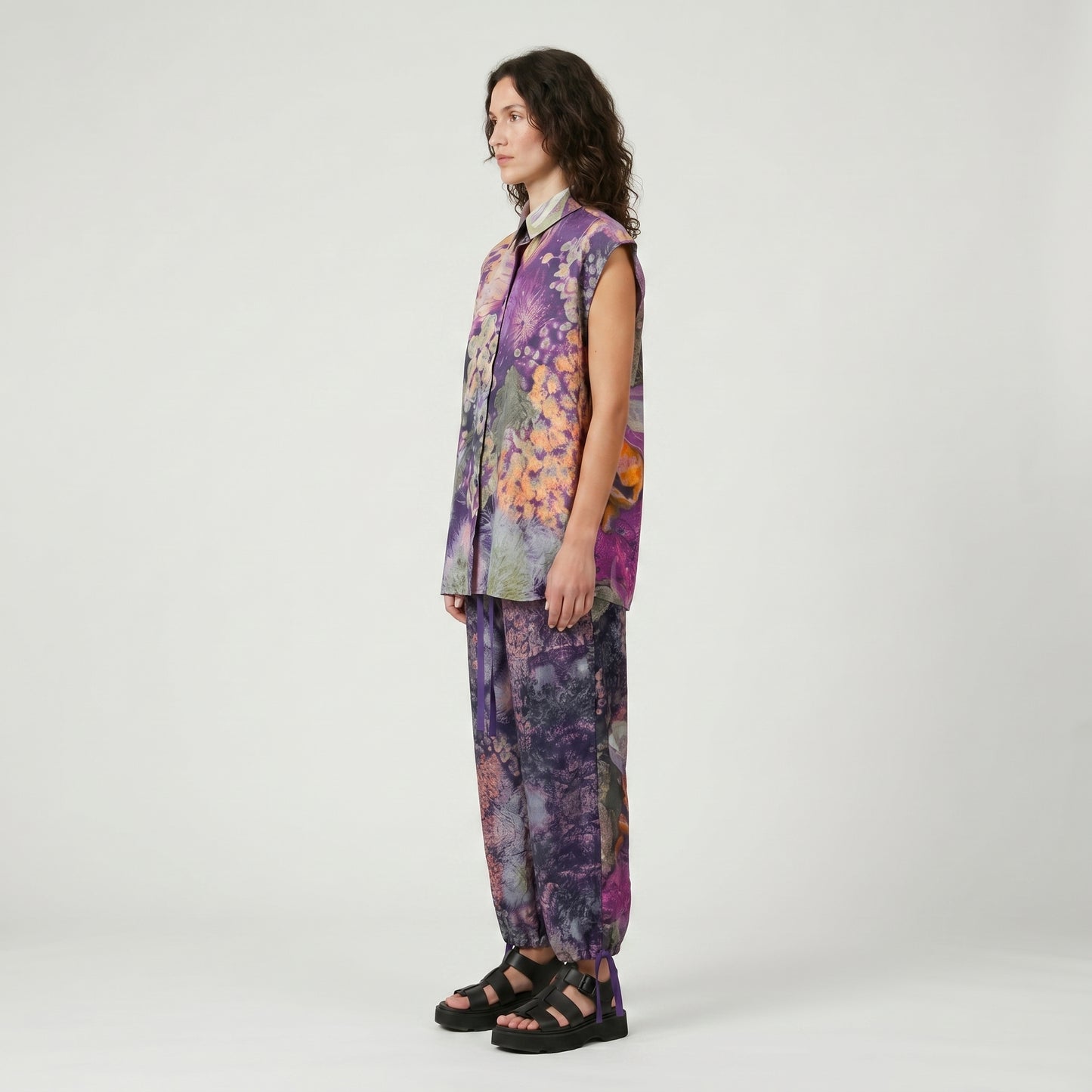 Abstract Print Sleeveless Shirt